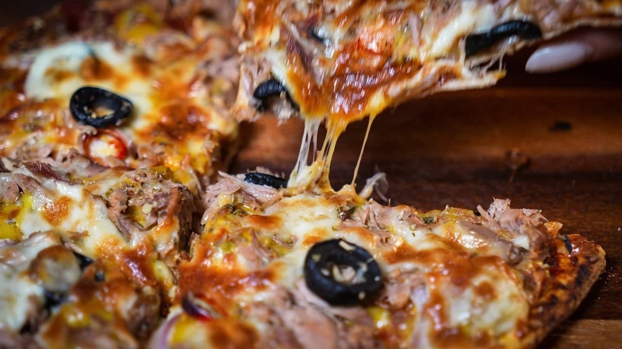 Tuna tortilla pizza